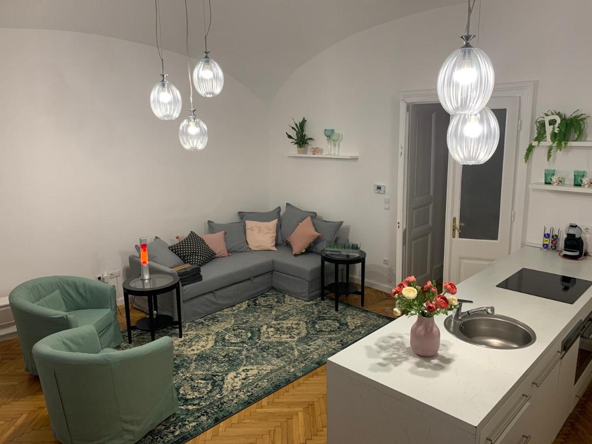 Forst-Haz Apartman Eger Eksteriør bilde