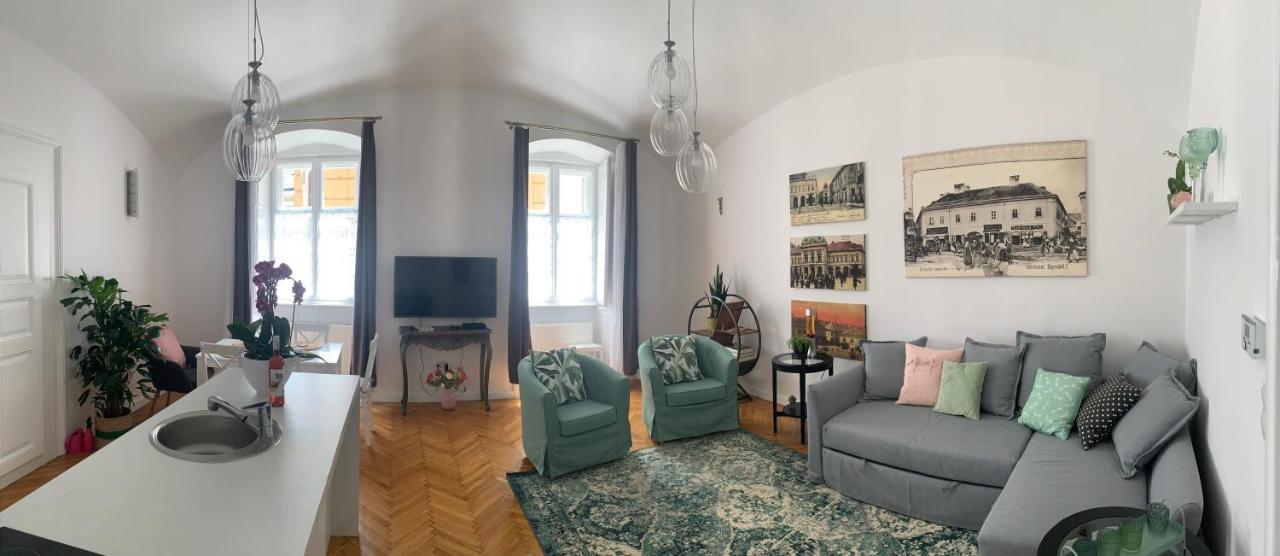 Forst-Haz Apartman Eger Eksteriør bilde